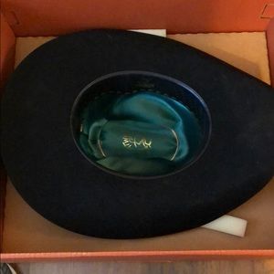 Black Felt Cowboy Hat